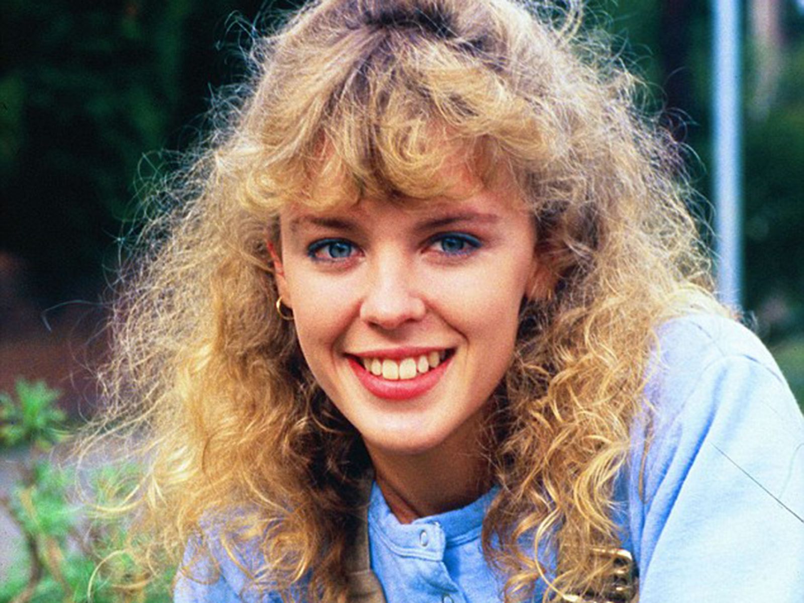 This Is What Daphne Clarke From Neighbours Looks Like Now