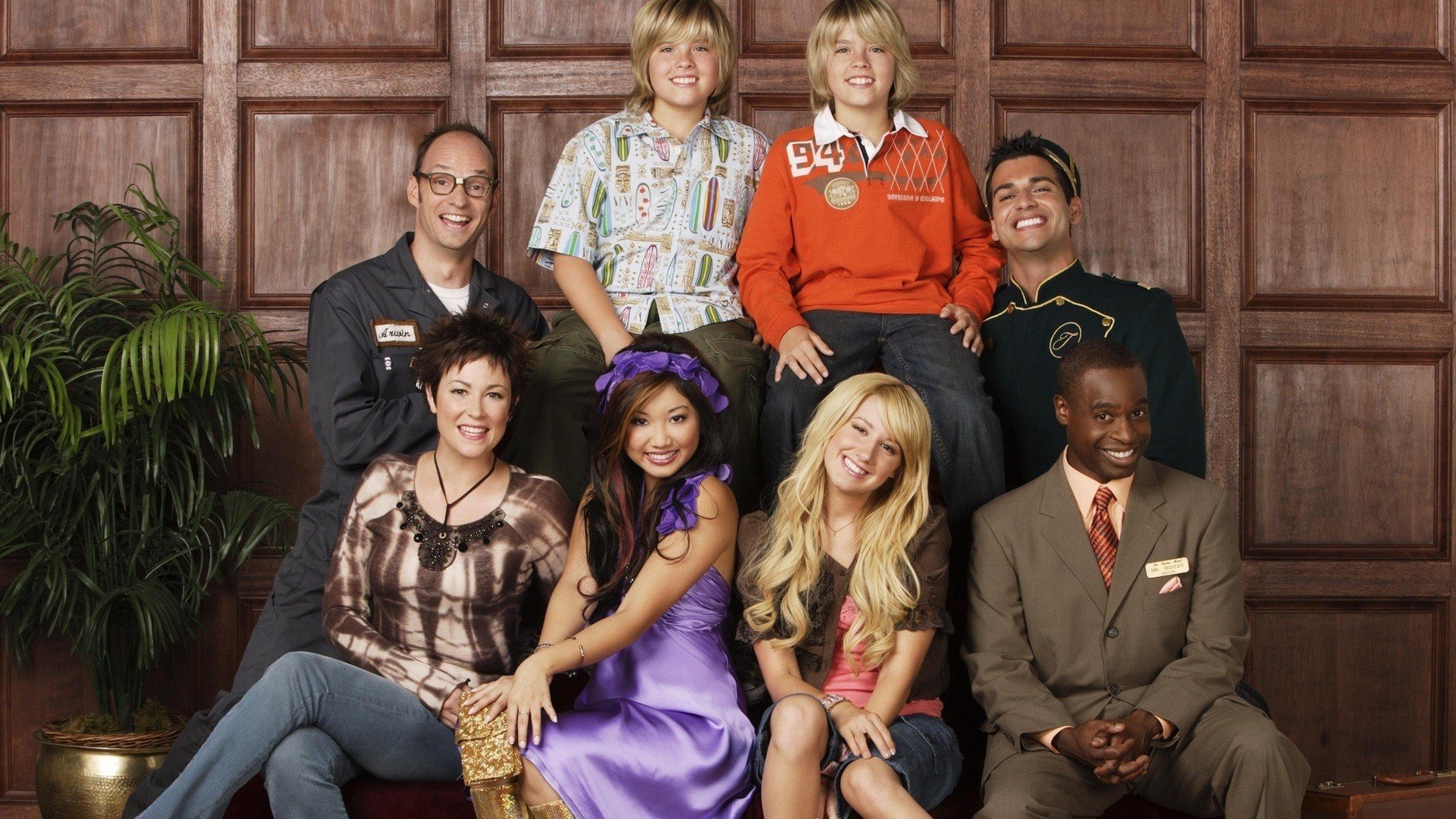 Remember The Suite Life Of Zack And Cody? This Is What The Cast Look