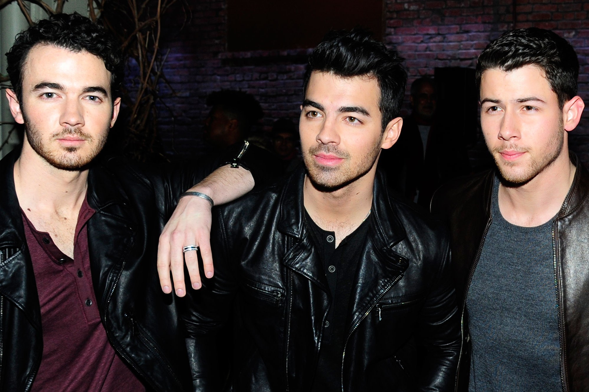 Jonas Brothers Make Shock Comeback!