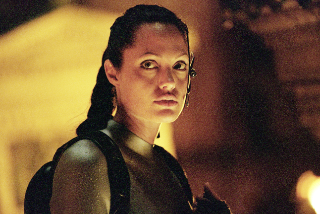 Angelina jolie in tomb raidar 