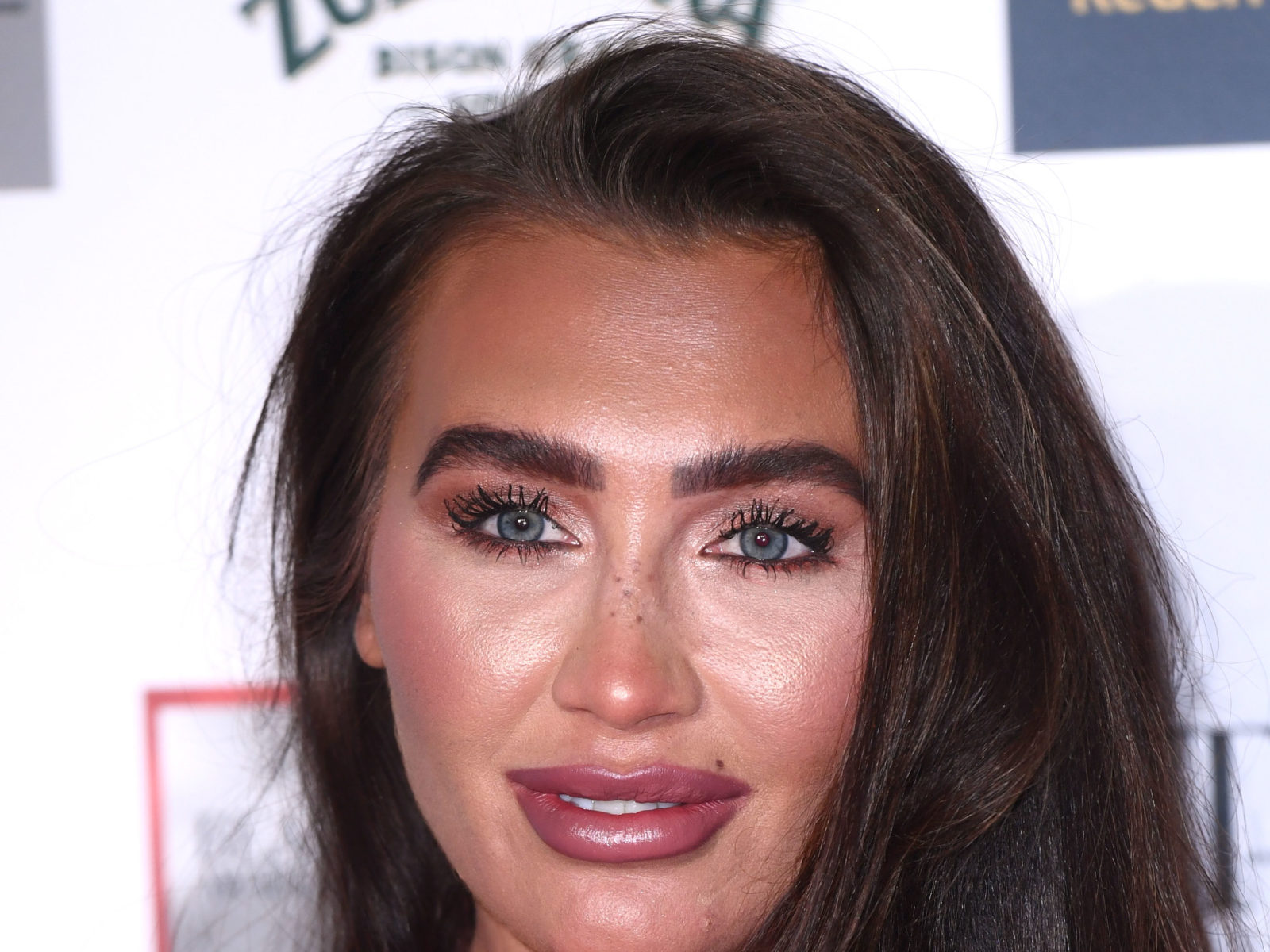 lauren goodger