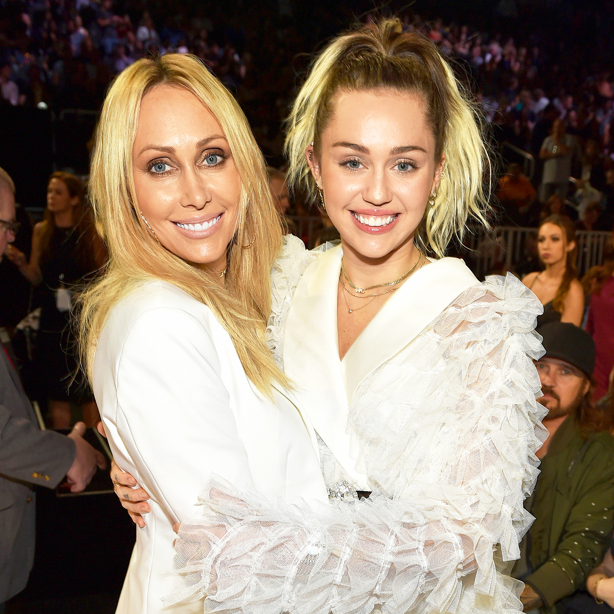 miley cyrus mum tish