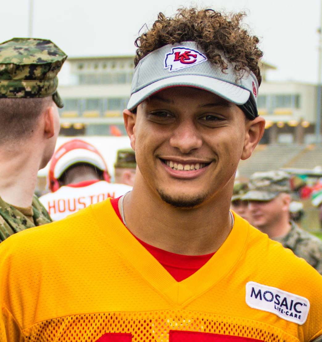A standout in any crowd, Kansas City Chiefs quarterback Patrick Mahomes is the clear frontrunner for the 2019 NFL Most Valuable Player Award.