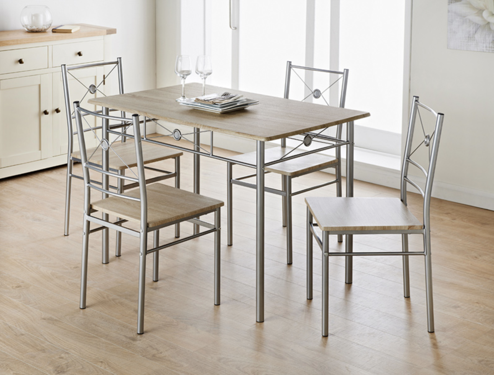 b&m stores furniture dining table