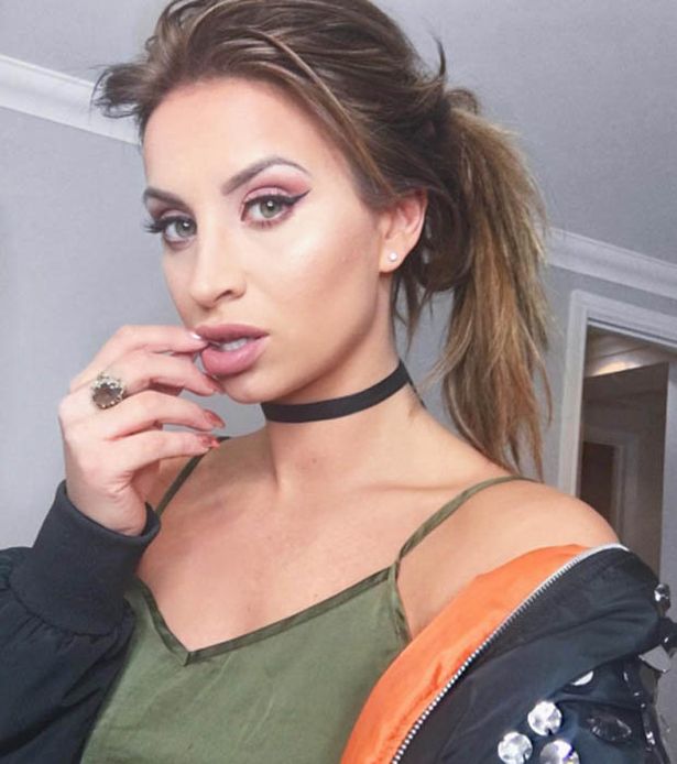 Ferne McCann lips 1