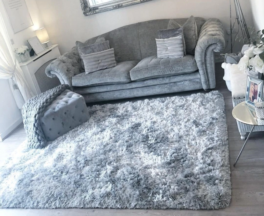 grey rug