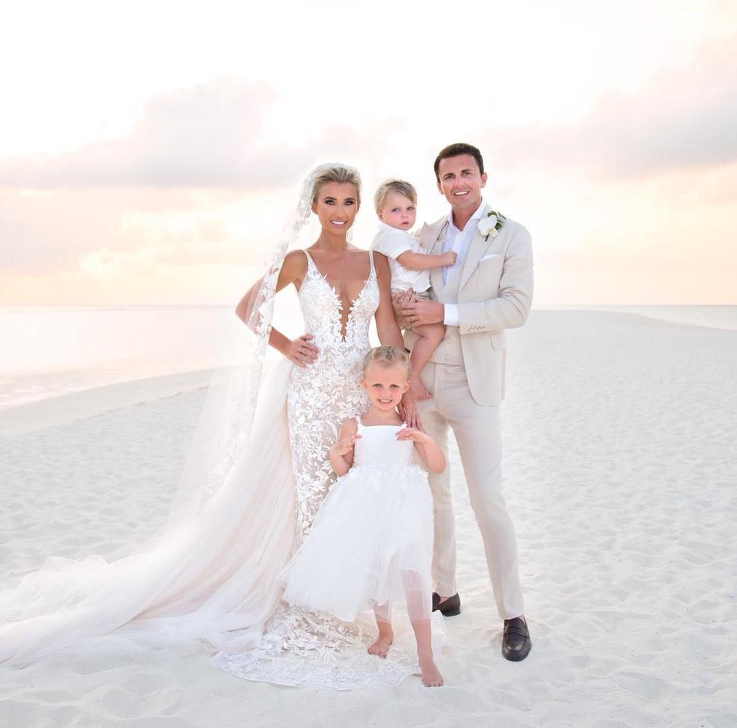 billie faiers wedding beach 