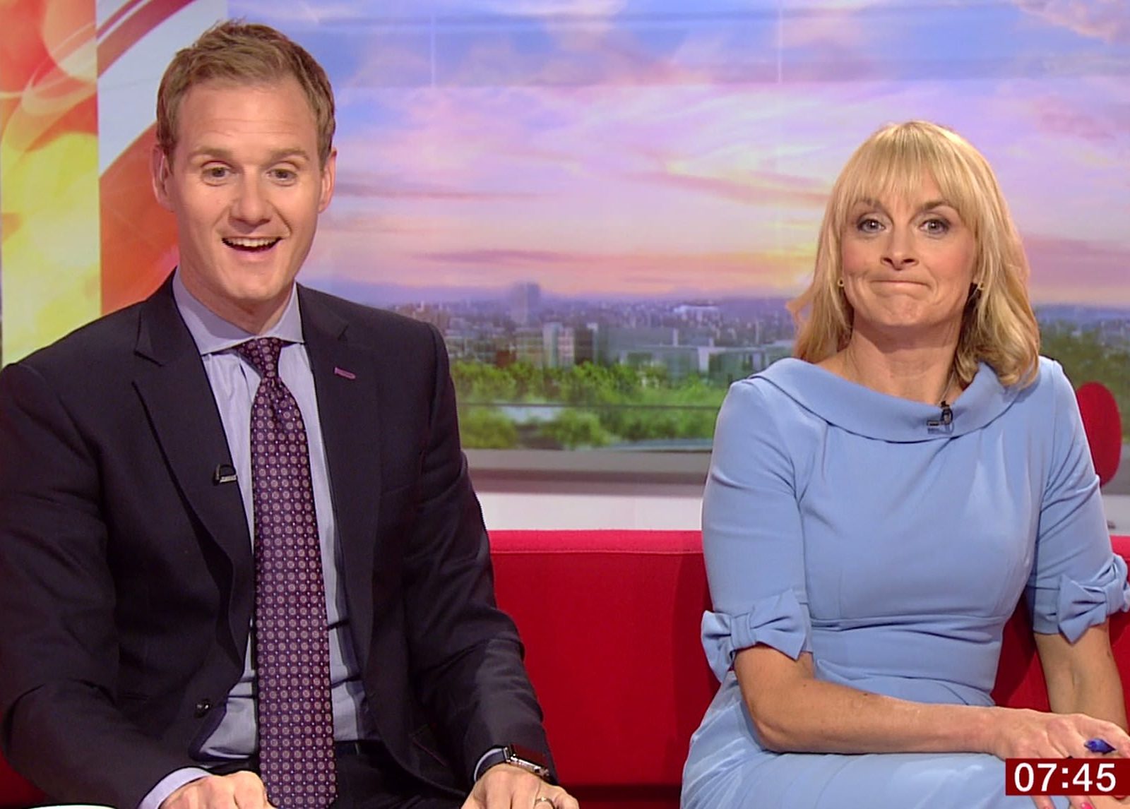 Dan Walker's wife is not Louise Minchin - he married Sarah Walker in 2001.