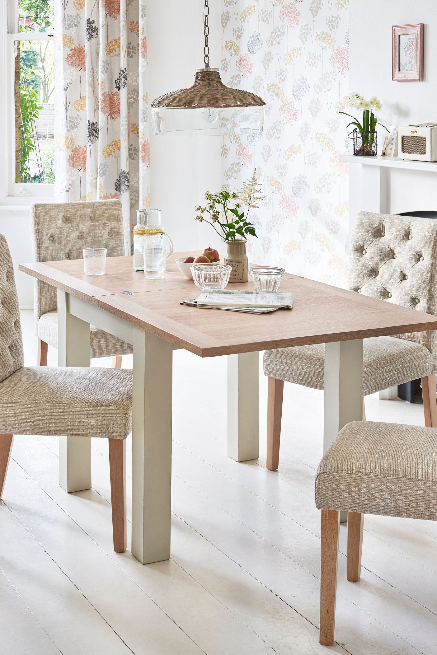 Malvern 4-6 Seater Square To Rectangle Dining
