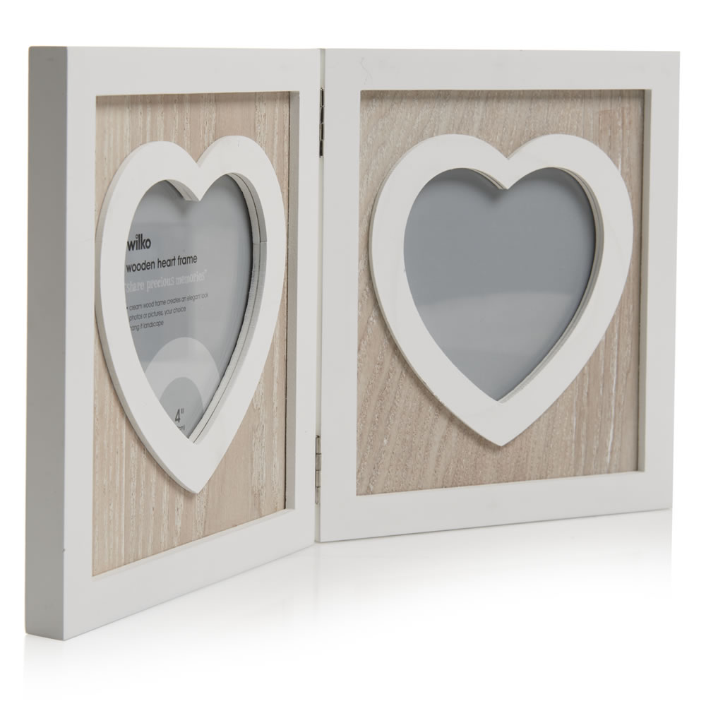 Wilko 18 x 13cm Wooden Heart Photo Frame for £6.00