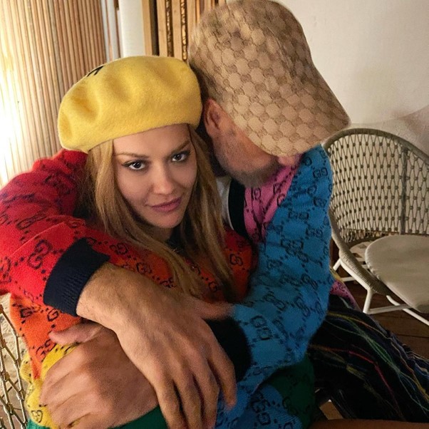Rita and Taika in matching Gucci jumpers.