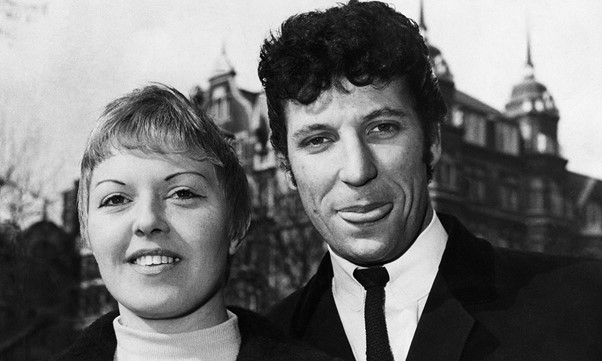 Singer Tom Jones and wife Linda.