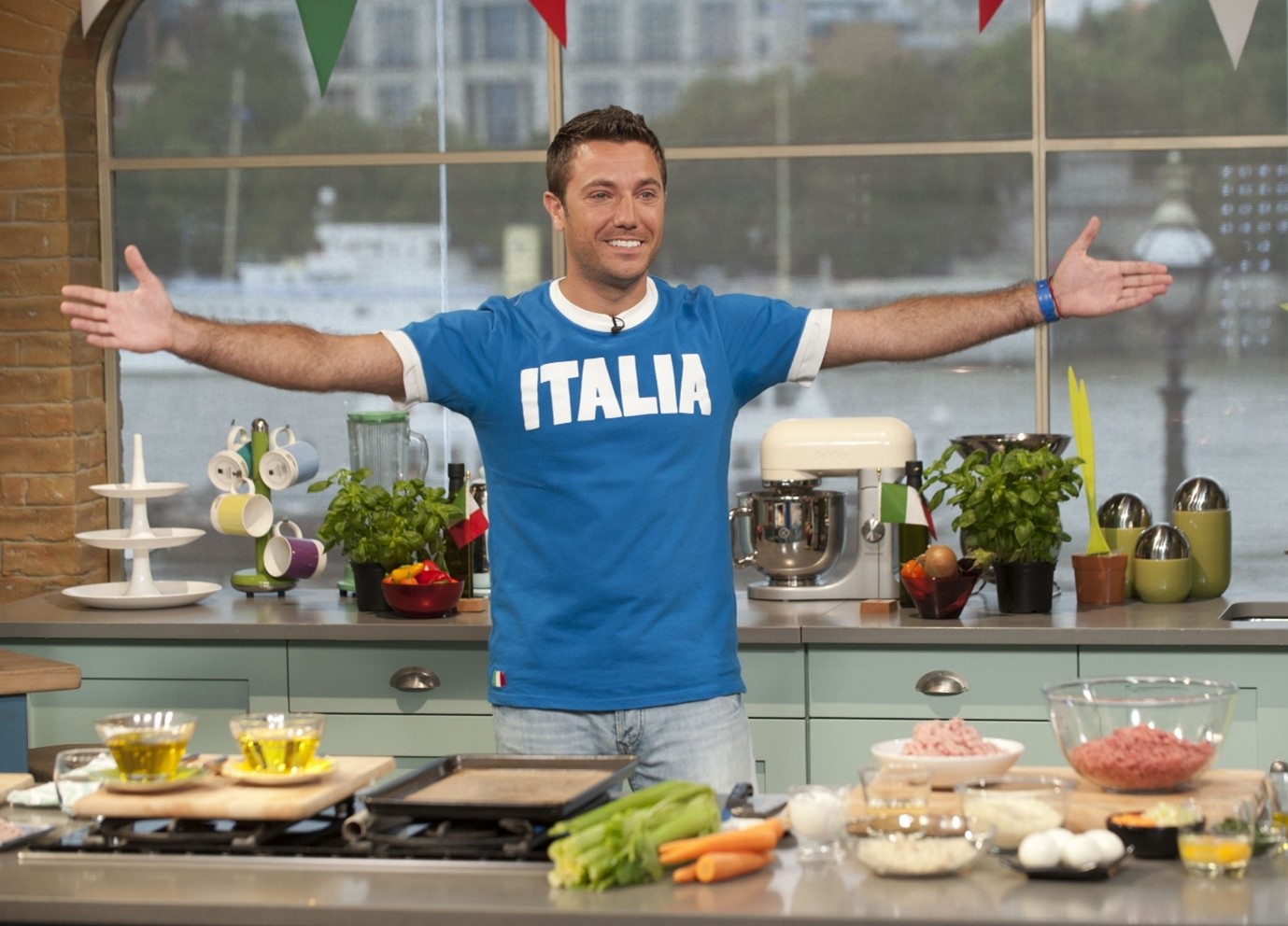 Gino D’Acampo Net Worth: How Much Does the Chef Make?