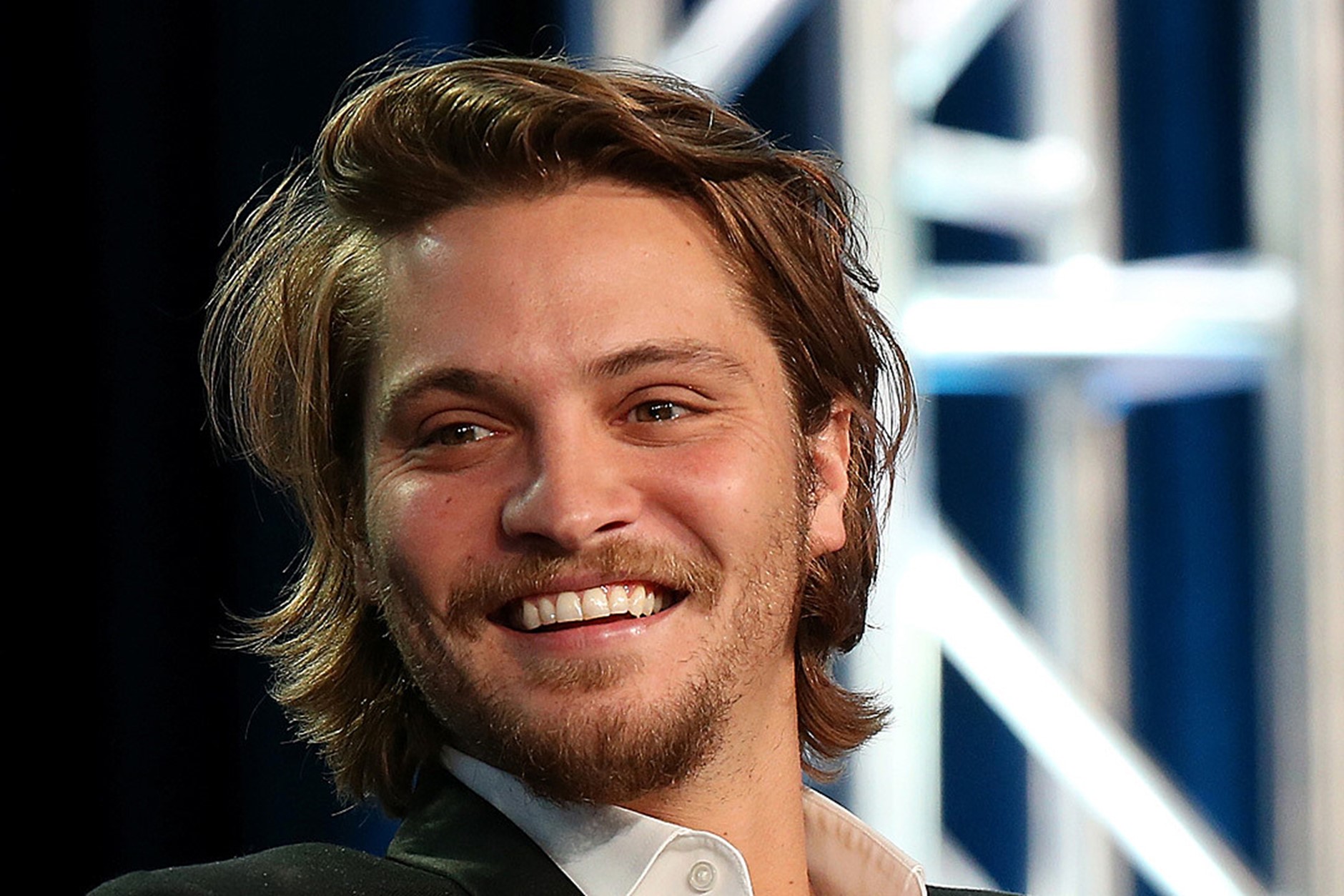 Luke Grimes Age.