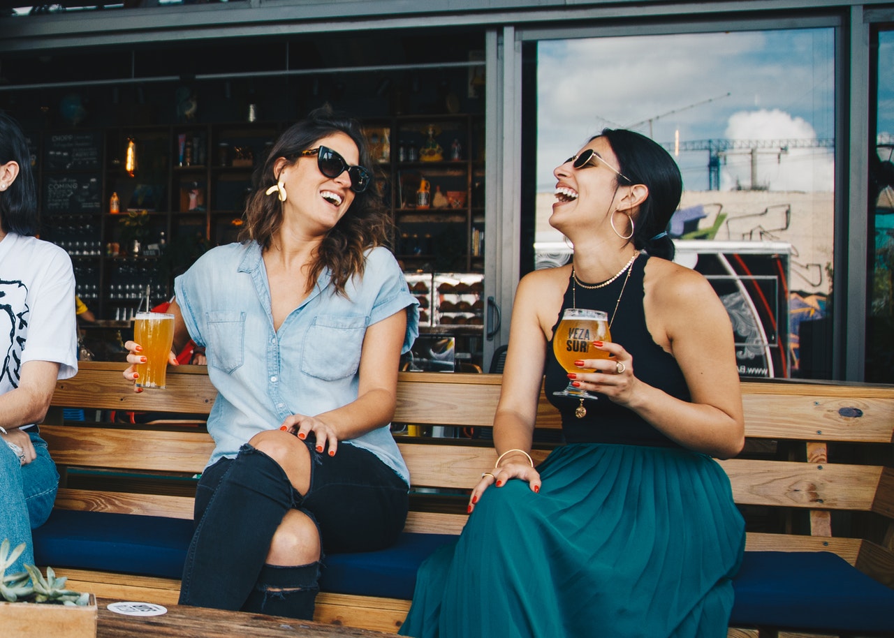 Women at Bar