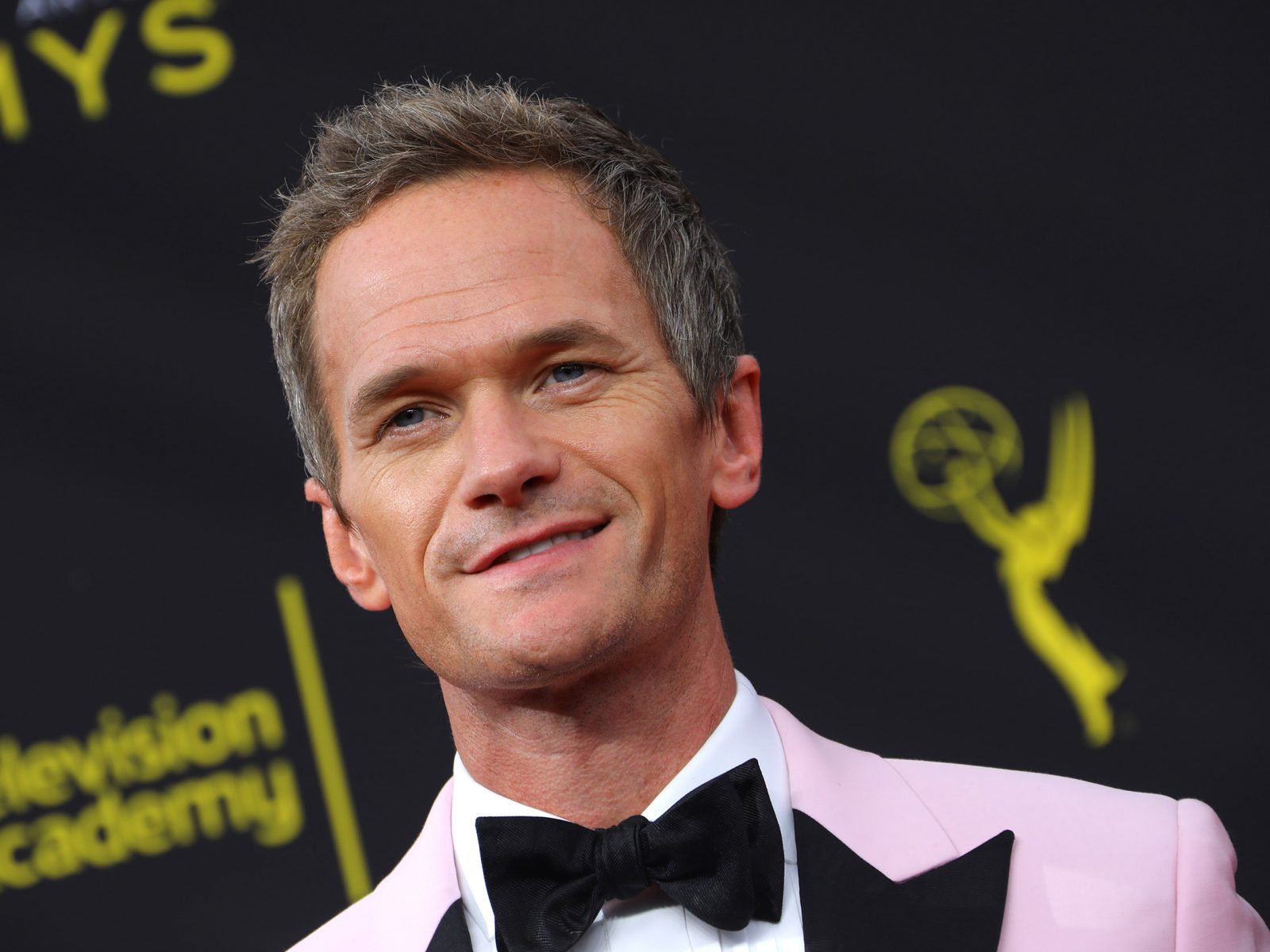 Neil Patrick Harris Net Worth Featured Image.