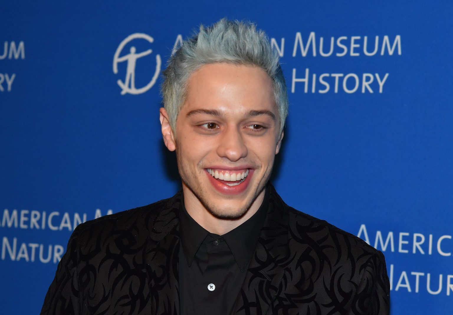 How tall is Pete Davidson featured image.