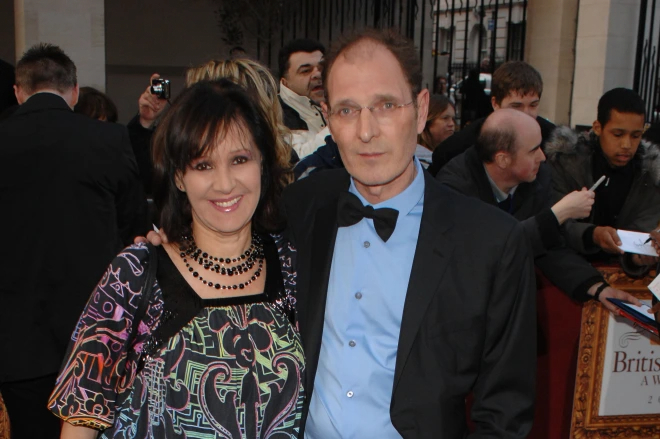 Arlene Phillips Husband