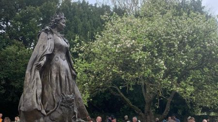 Memorial statue of the late Queen has been unveiled on what would have been her 98th birthday.